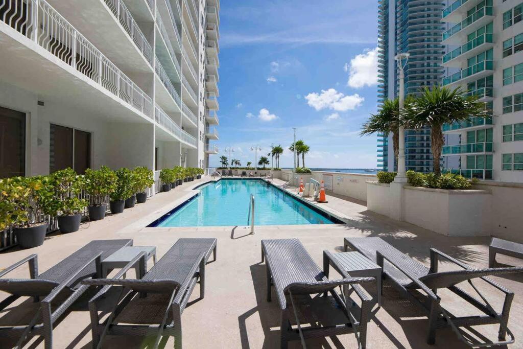 Iconic High Floor 3 Bedrooms In The Heart Of Miami Bagian luar foto