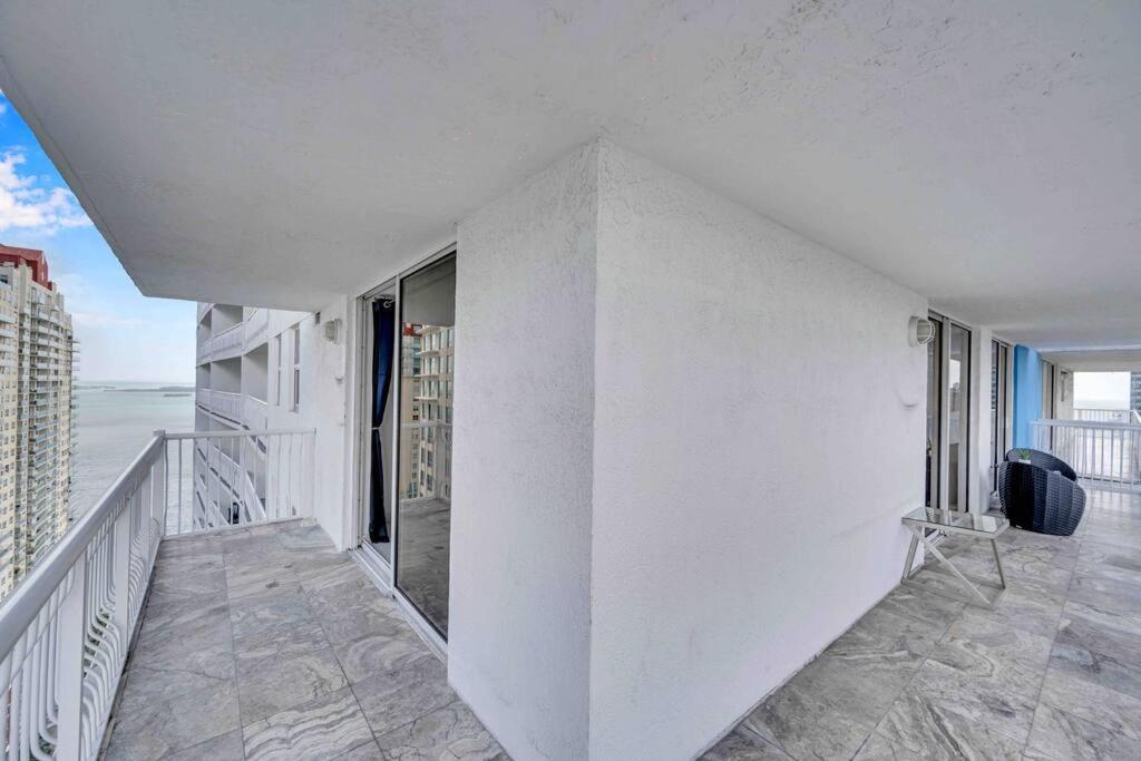 Iconic High Floor 3 Bedrooms In The Heart Of Miami Bagian luar foto