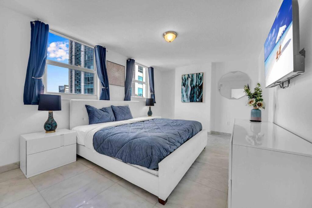 Iconic High Floor 3 Bedrooms In The Heart Of Miami Bagian luar foto